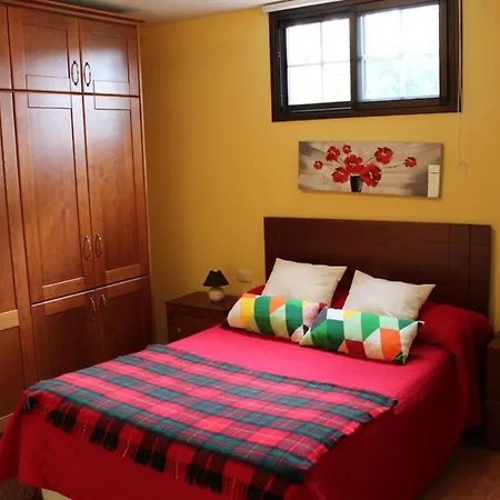 Cosy Chalet: Panoramic Views In Icod De Vinos *